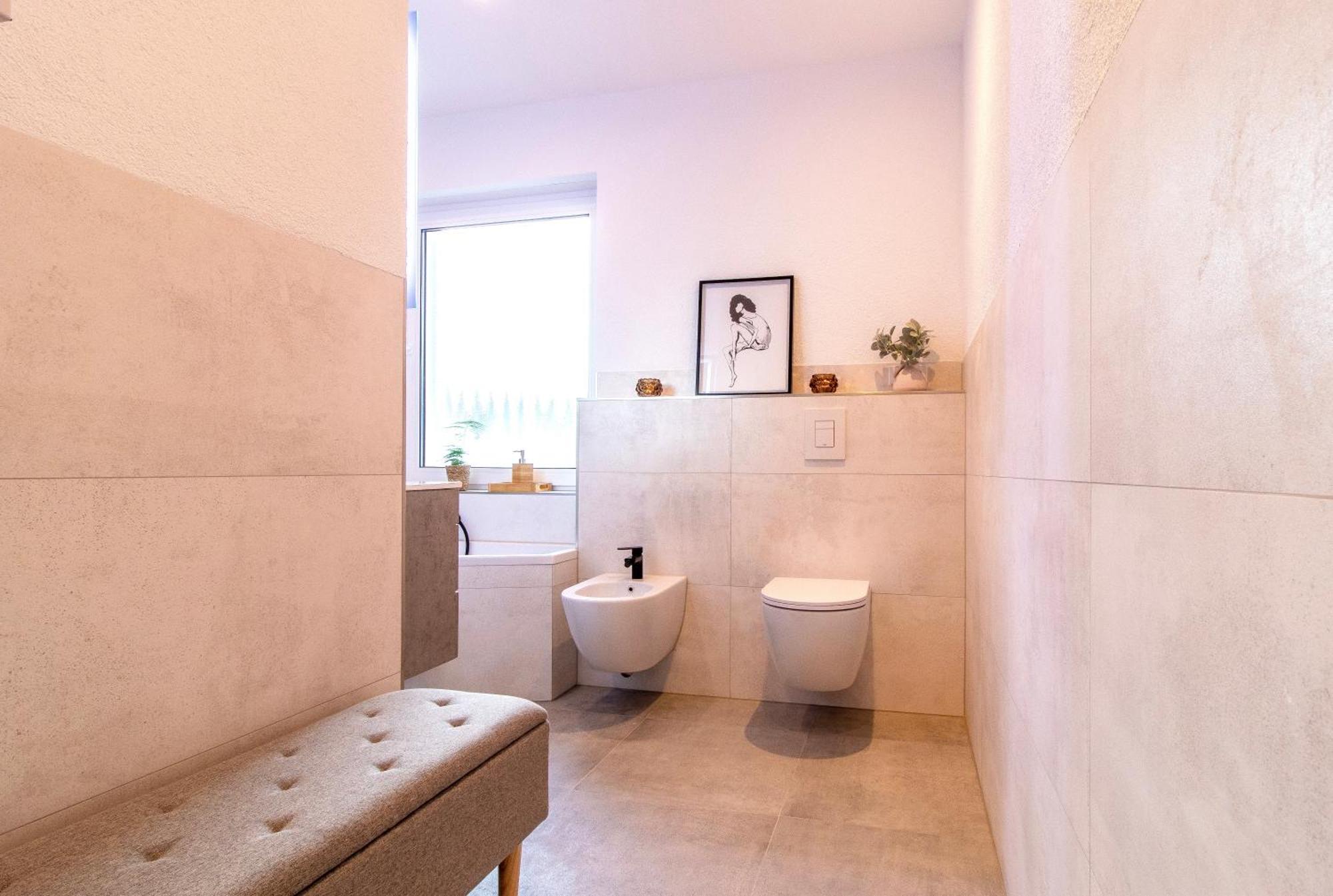 Stilvolles City-Apartment I Netflix I Wlan L Stellplatz I Zentral Schwarzenberg  Luaran gambar