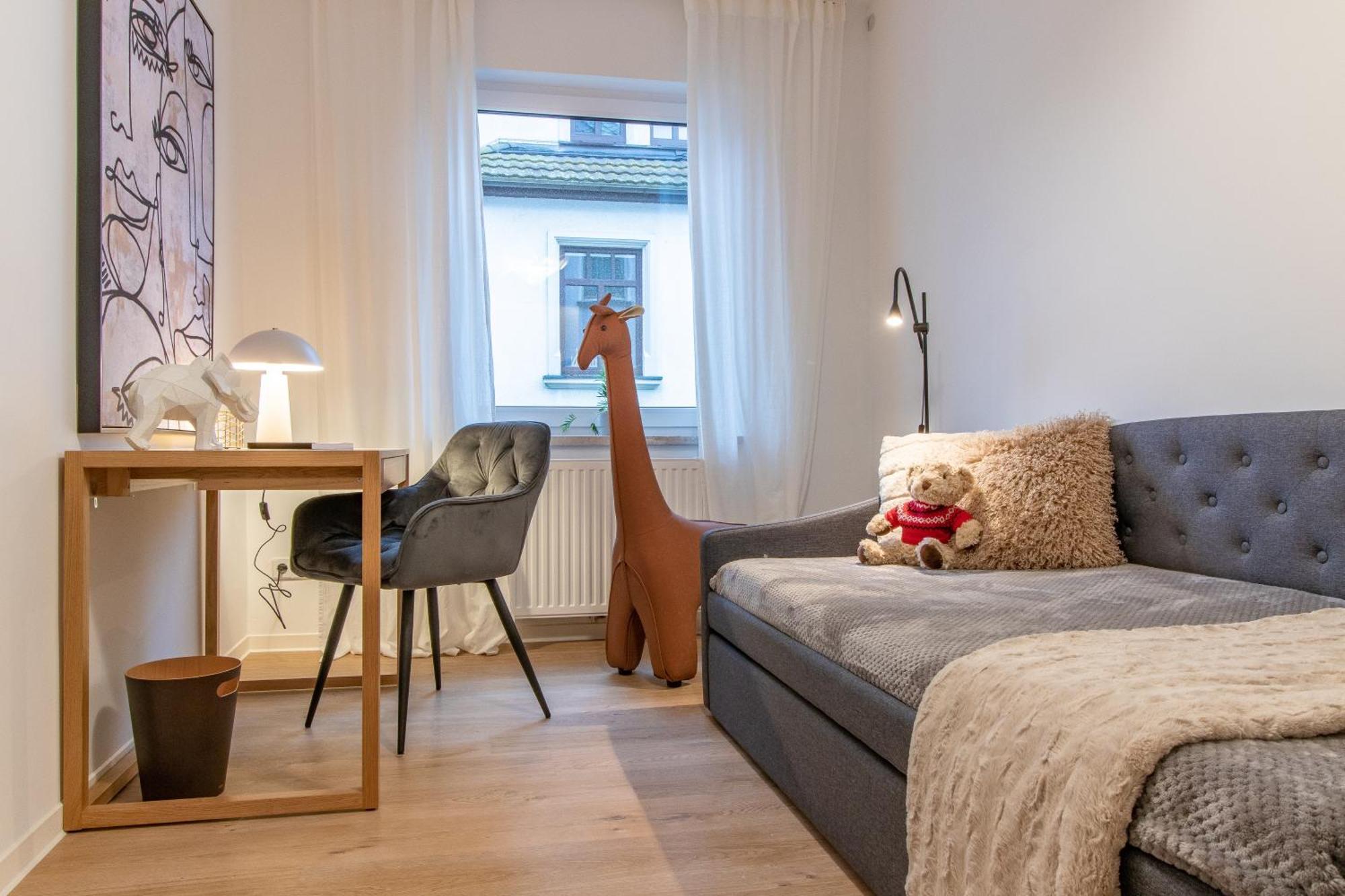 Stilvolles City-Apartment I Netflix I Wlan L Stellplatz I Zentral Schwarzenberg  Luaran gambar