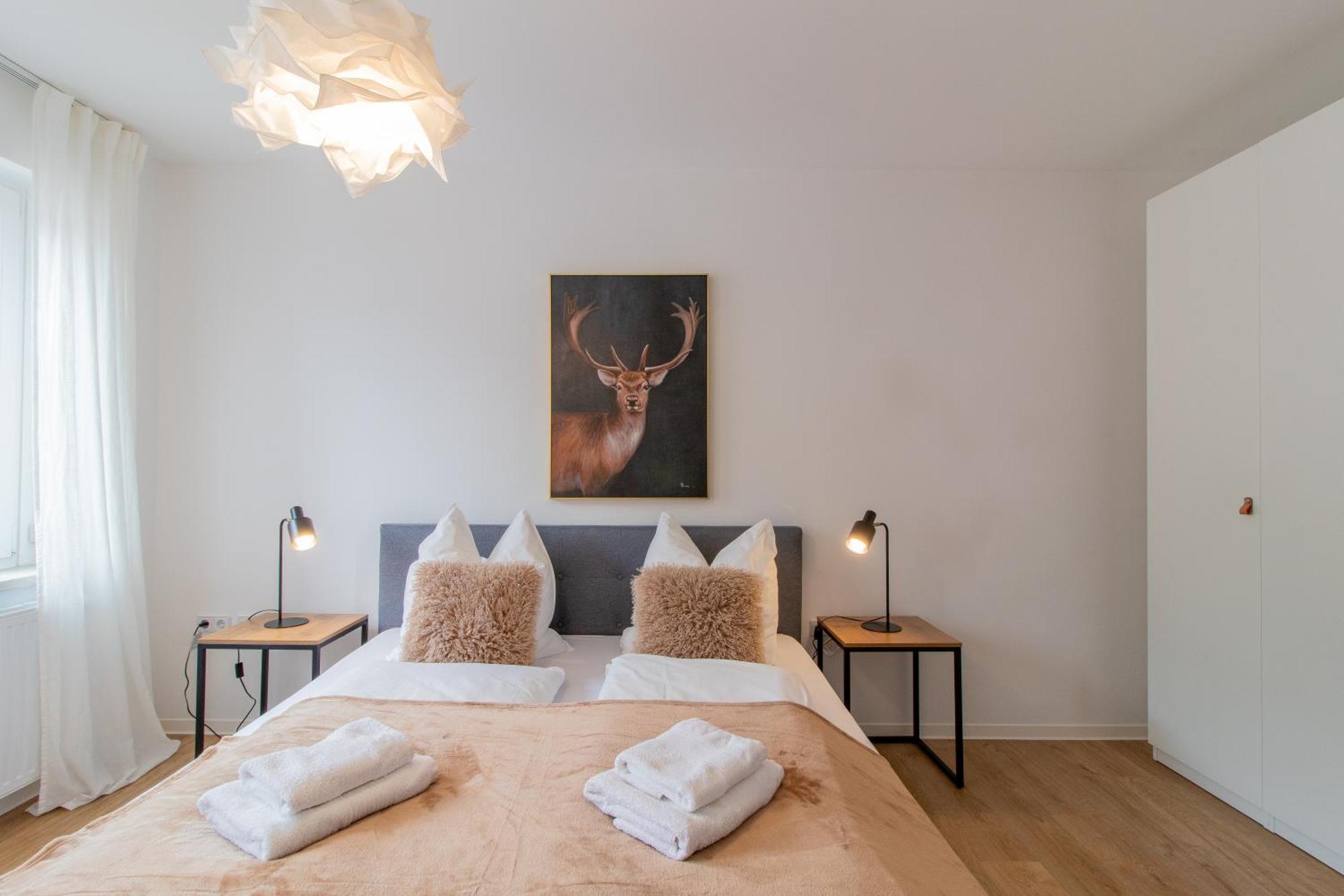 Stilvolles City-Apartment I Netflix I Wlan L Stellplatz I Zentral Schwarzenberg  Luaran gambar