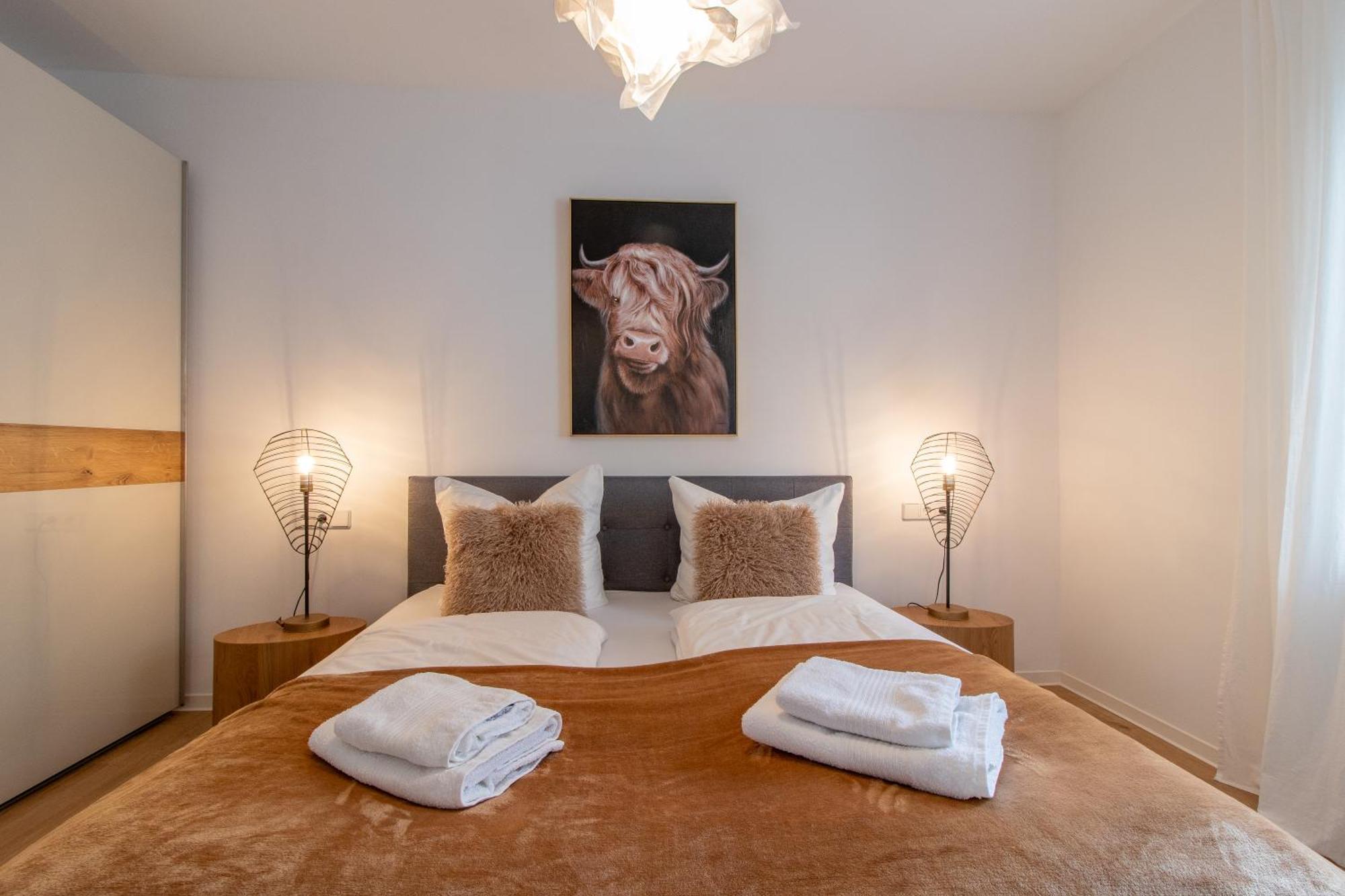 Stilvolles City-Apartment I Netflix I Wlan L Stellplatz I Zentral Schwarzenberg  Luaran gambar