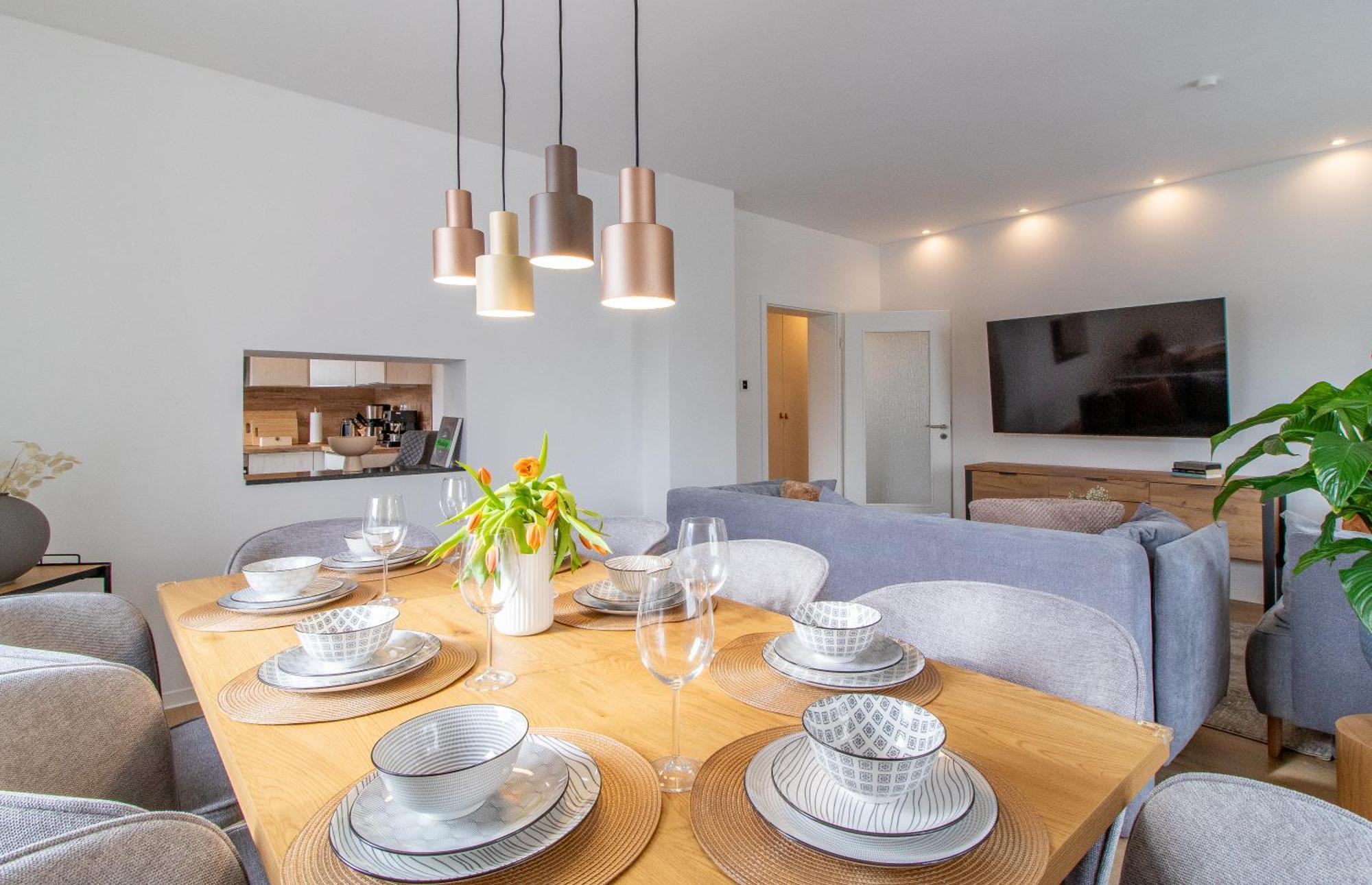 Stilvolles City-Apartment I Netflix I Wlan L Stellplatz I Zentral Schwarzenberg  Luaran gambar