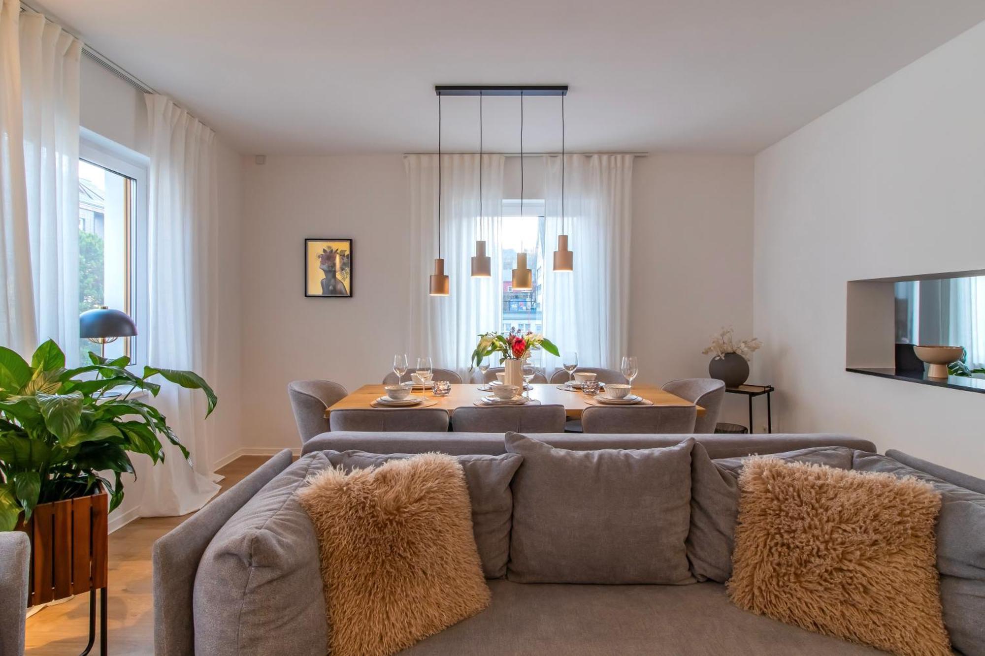 Stilvolles City-Apartment I Netflix I Wlan L Stellplatz I Zentral Schwarzenberg  Luaran gambar